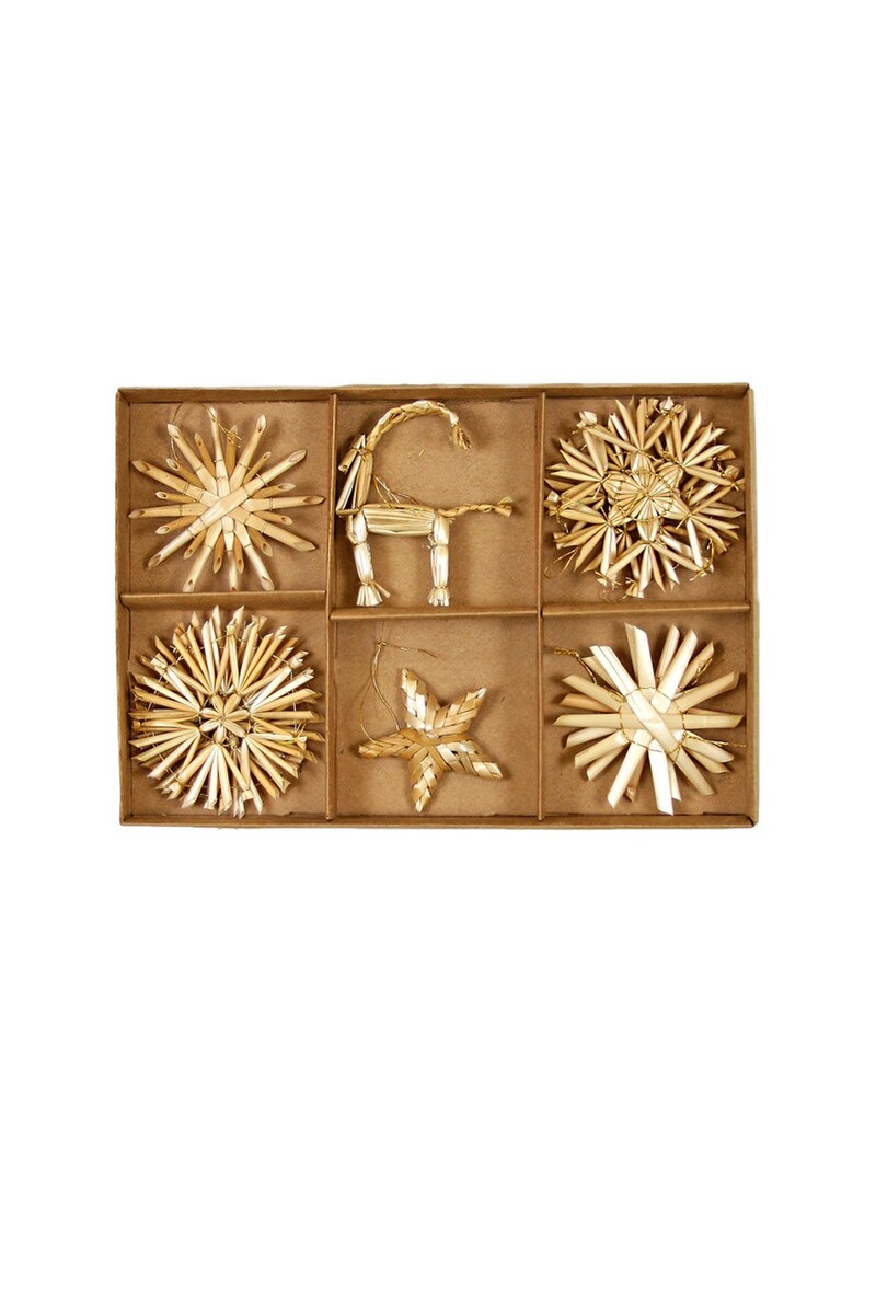 Straw Ornament Set